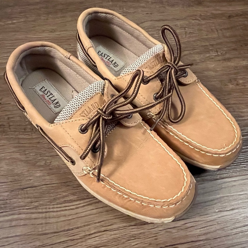 Eastland Women’s Solstice Loafers Shoes, Tan, 7M Old Money Boat Preppy Casual‎